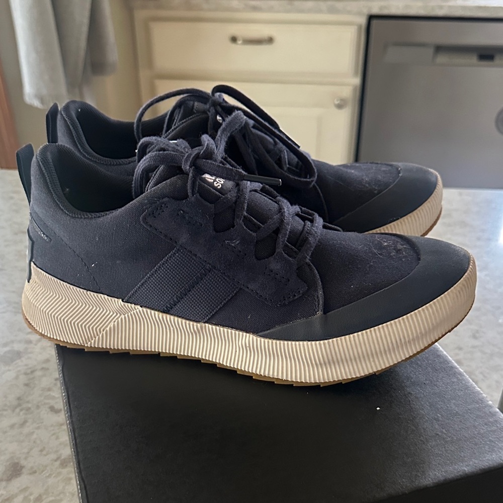 Sorel Navy Blue and White Athletic Shoes